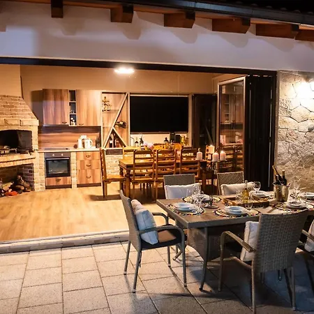 Villa Tia - With Private Pool Čitluk